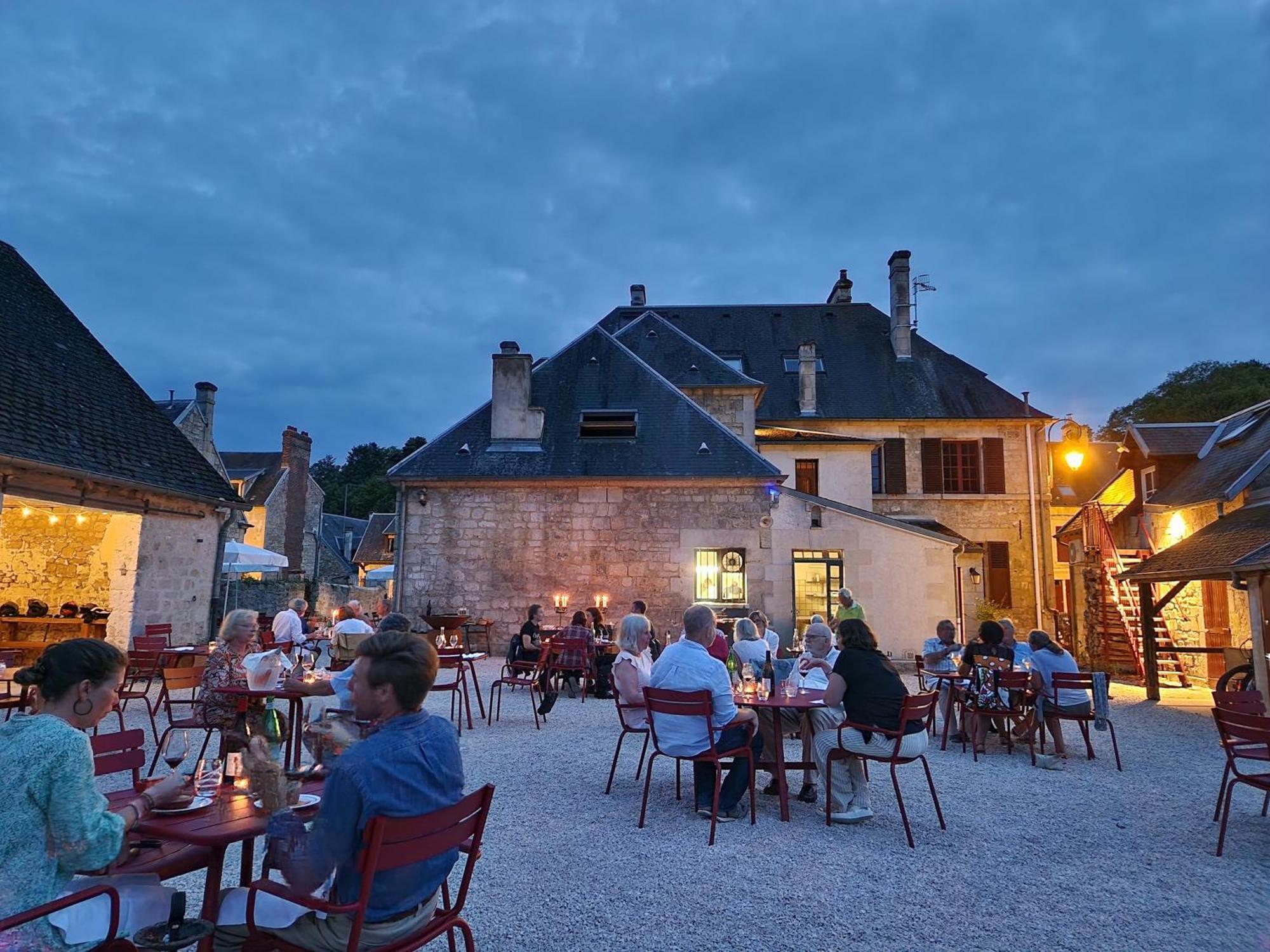 Hotel De L'Abbaye De Longpont Екстериор снимка